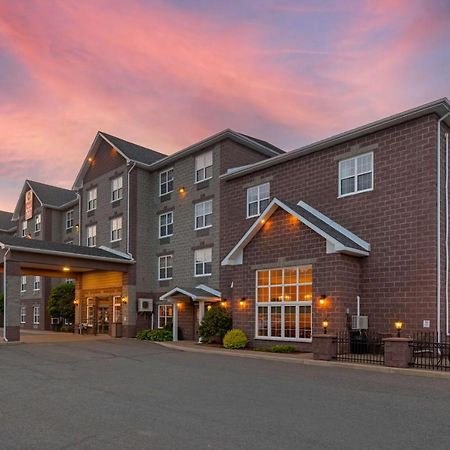 Best Western Plus Fredericton Hotel & Suites מראה חיצוני תמונה