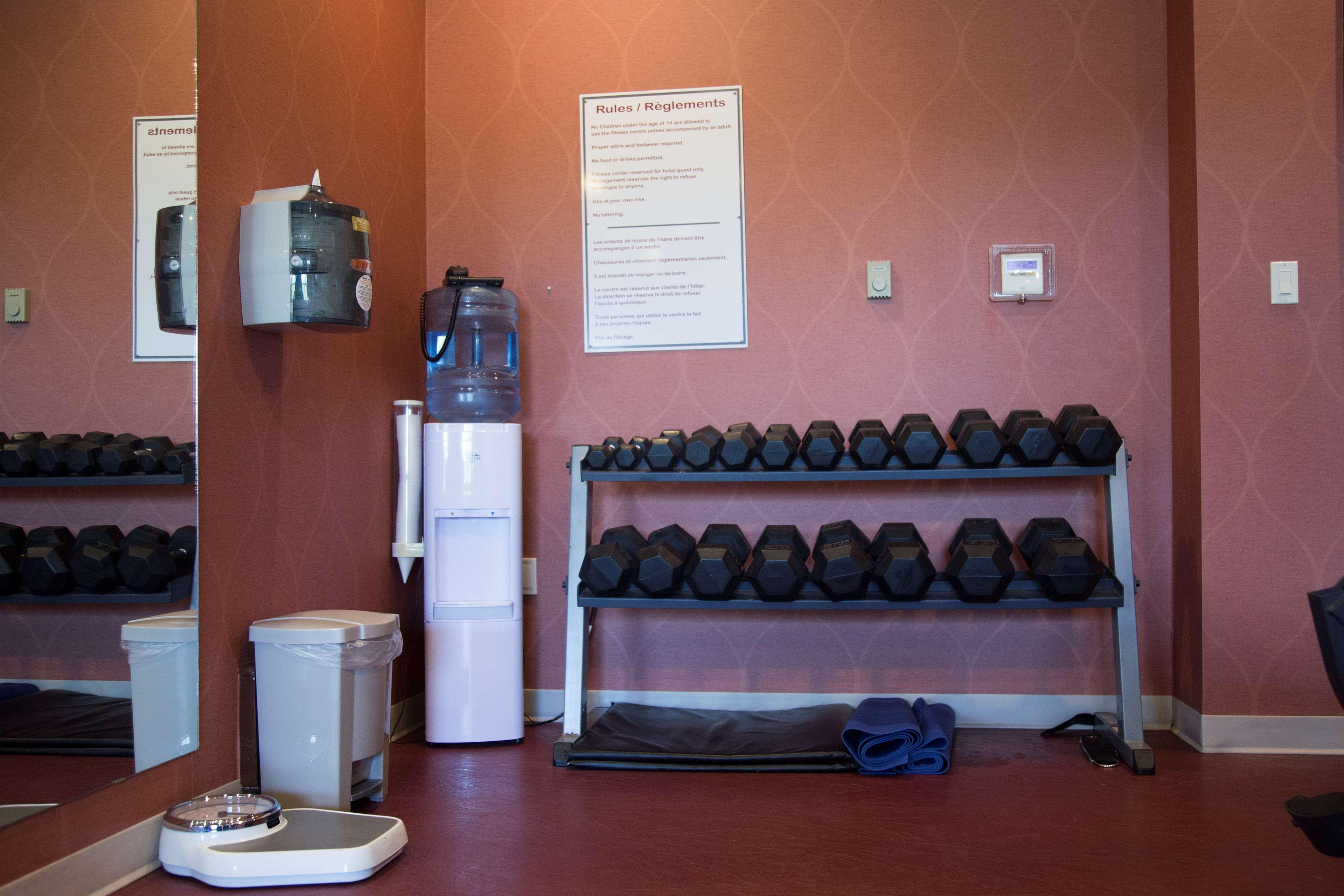 Best Western Plus Fredericton Hotel & Suites מראה חיצוני תמונה