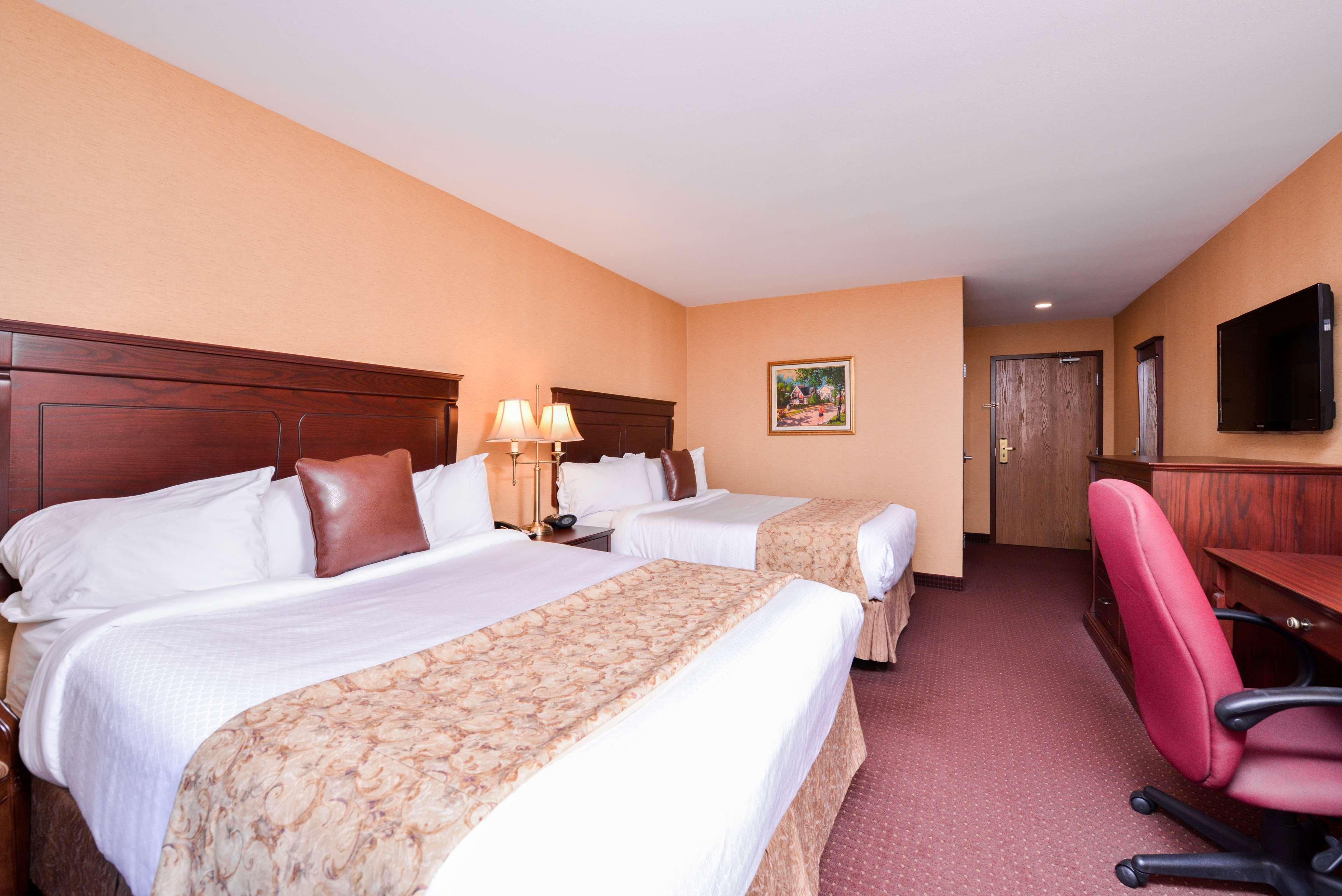 Best Western Plus Fredericton Hotel & Suites מראה חיצוני תמונה