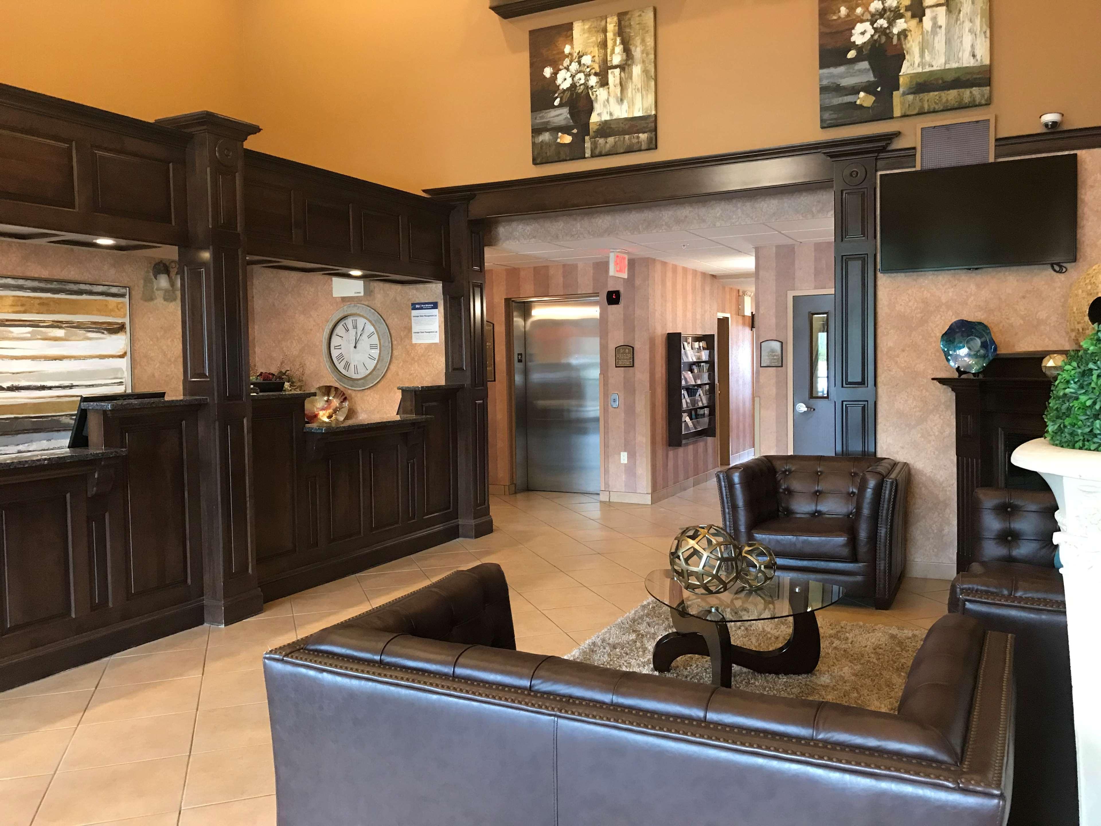 Best Western Plus Fredericton Hotel & Suites מראה חיצוני תמונה